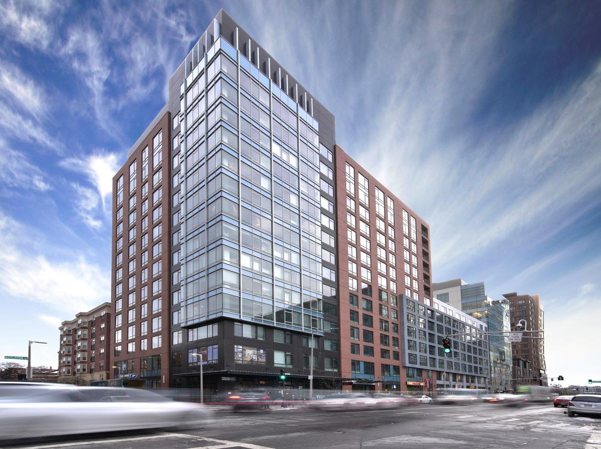 Global Luxury Suites At Kenmore Square Бостън Екстериор снимка