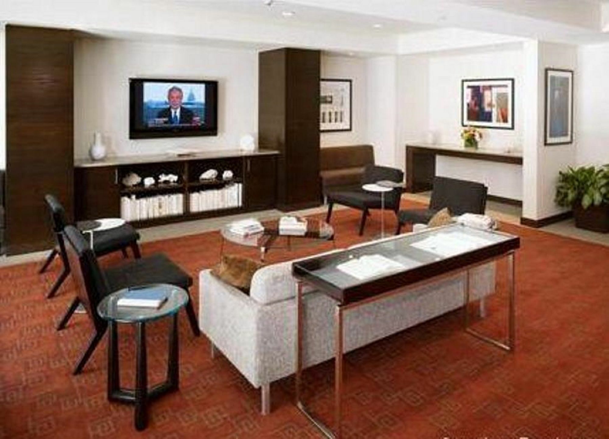 Global Luxury Suites At Kenmore Square Бостън Екстериор снимка